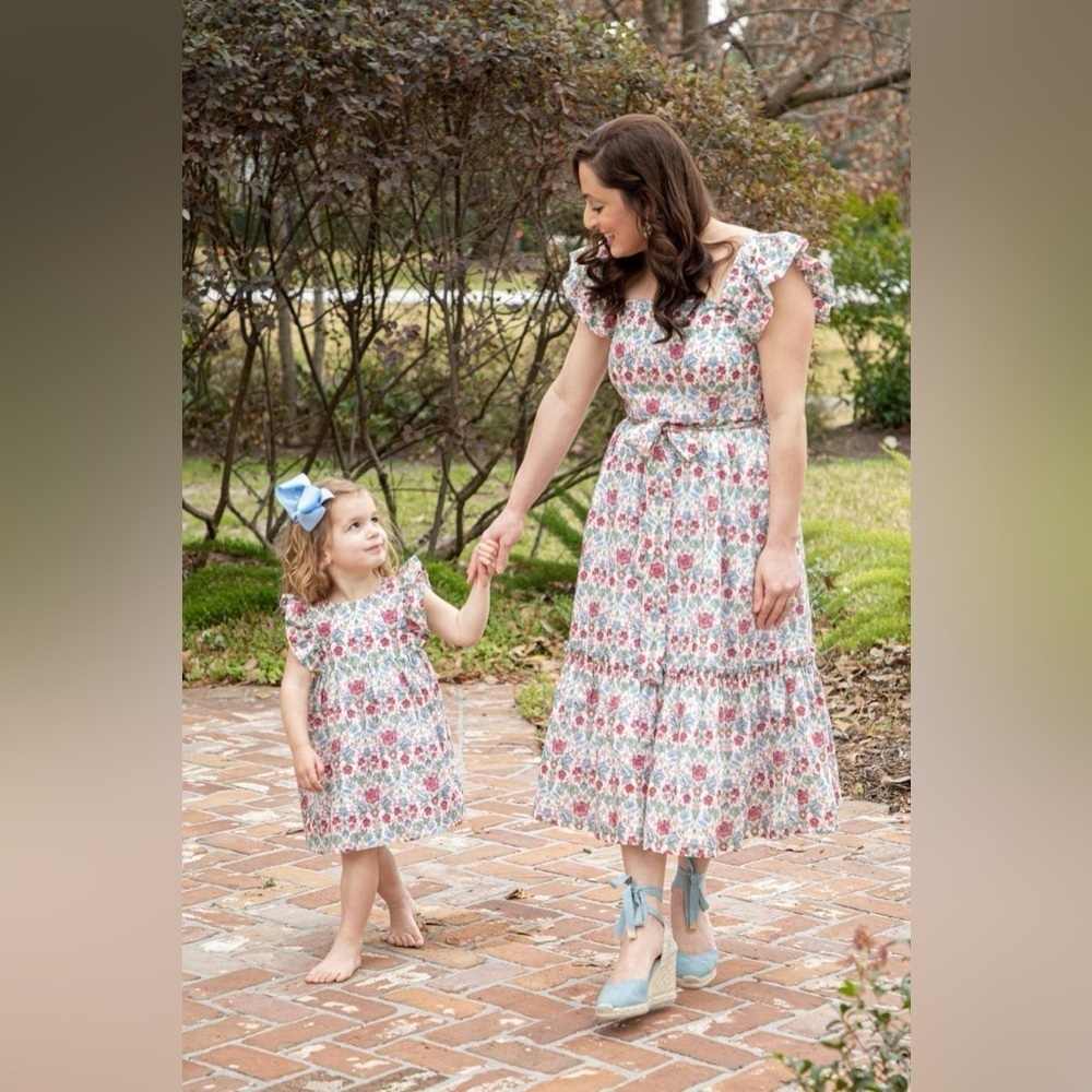 586 Rosie Cotswold Size XS Floral Tiered Dress Color White Pink Green